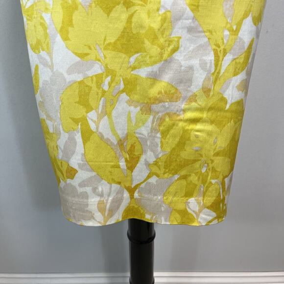 Banana Republic Skirt size 2 Yellow Floral Straight Pencil Knee Wedding Church - Picture 4 of 8